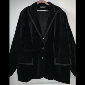 Black velvet blazer with satin-like trim